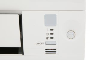 may-lanh-daikin-atkc25uavmv-7_7ee85e192b4c49ddaa411315205ee33f.jpg